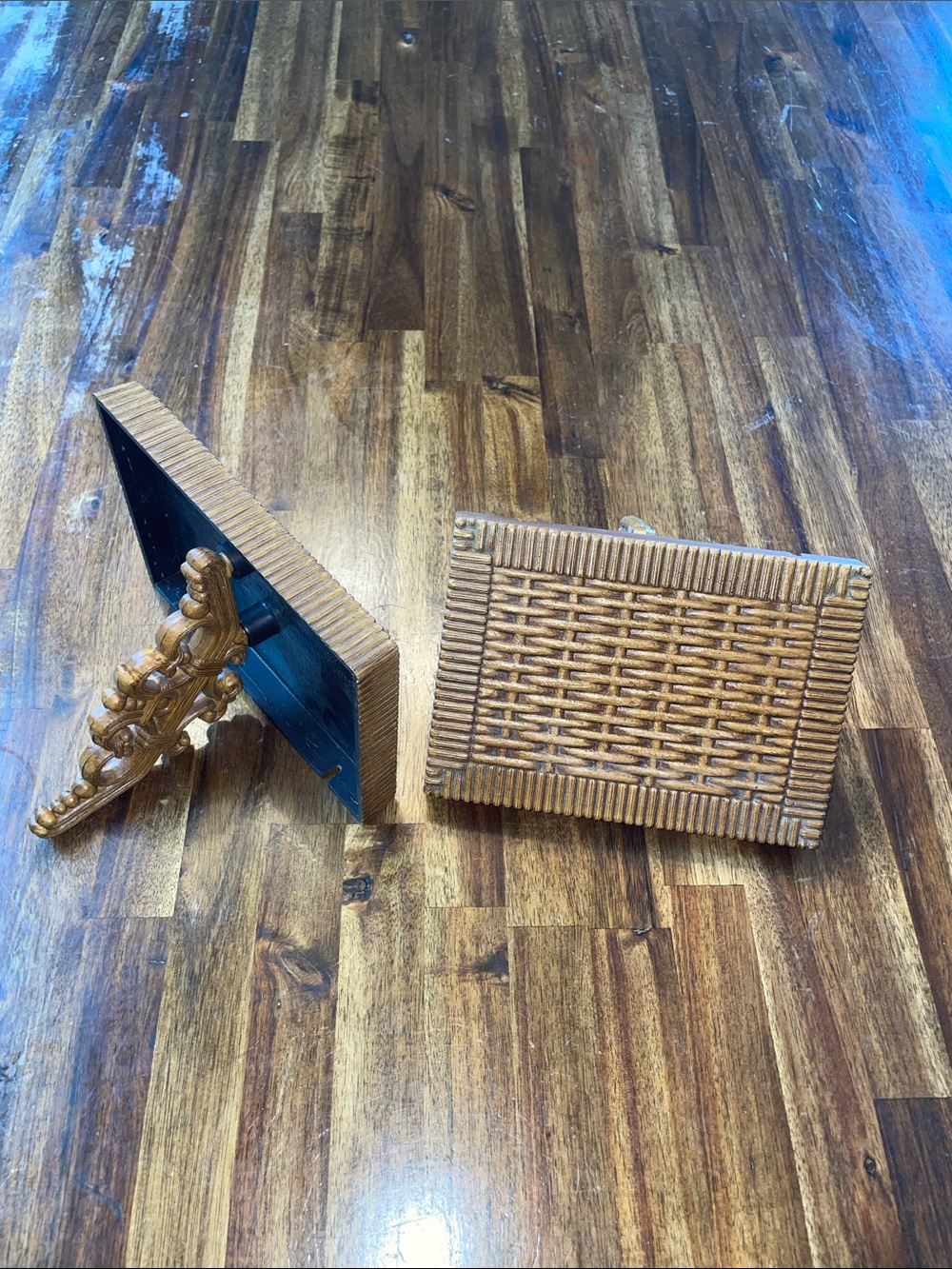 Set of 2 Vintage Homco Shelves